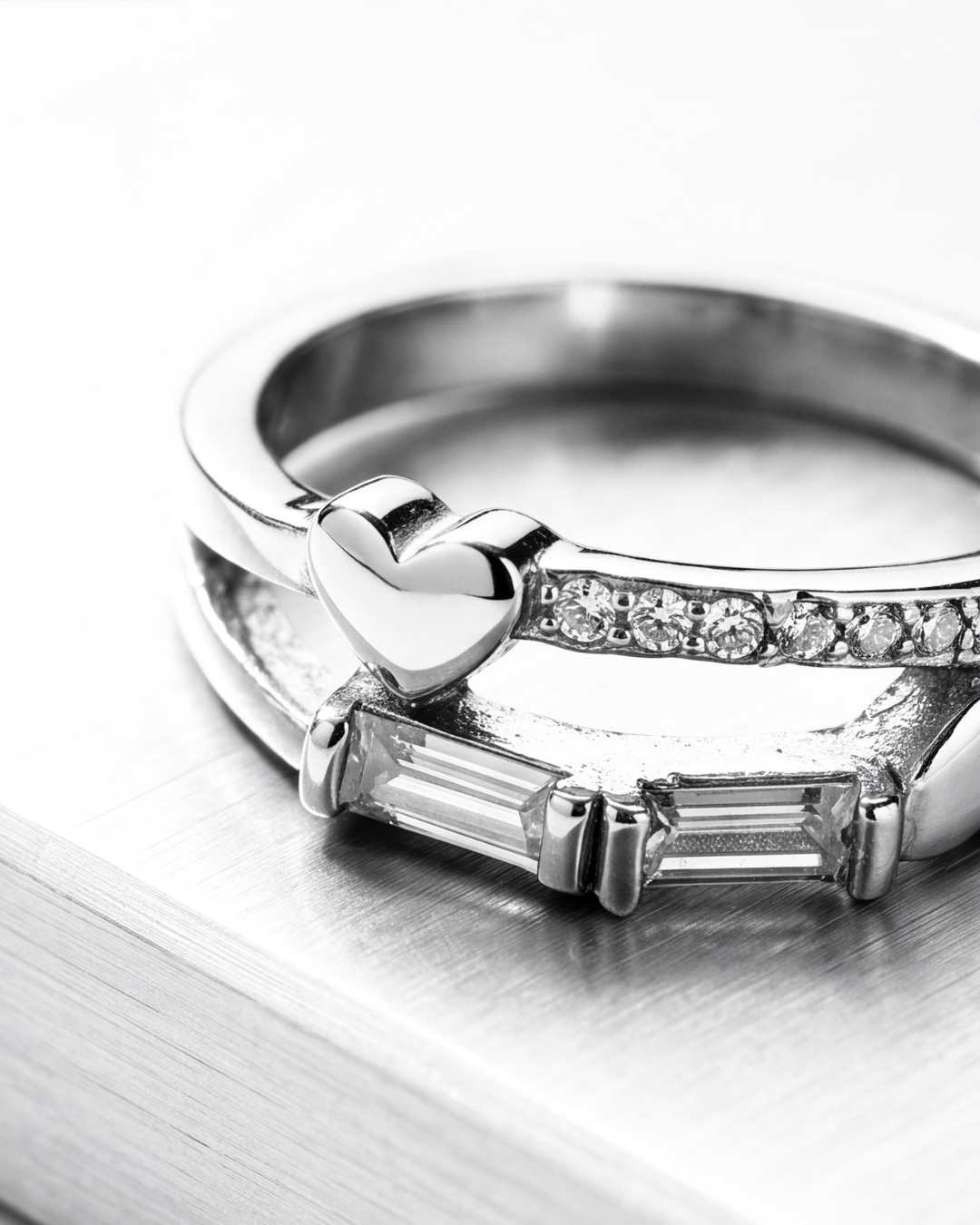The Amora Heart Ring