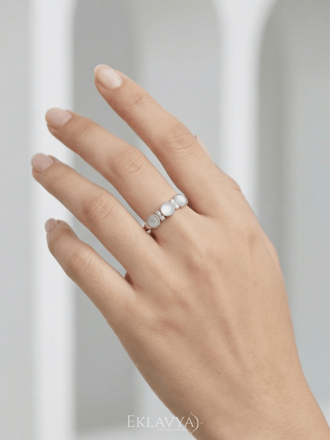 Circle Gem Ring