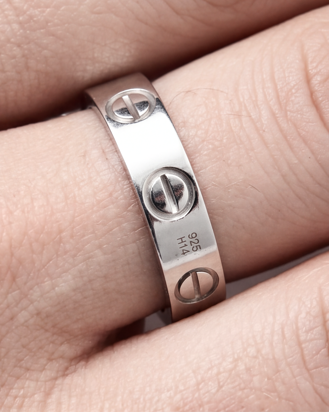 Unisex Icon Band Ring