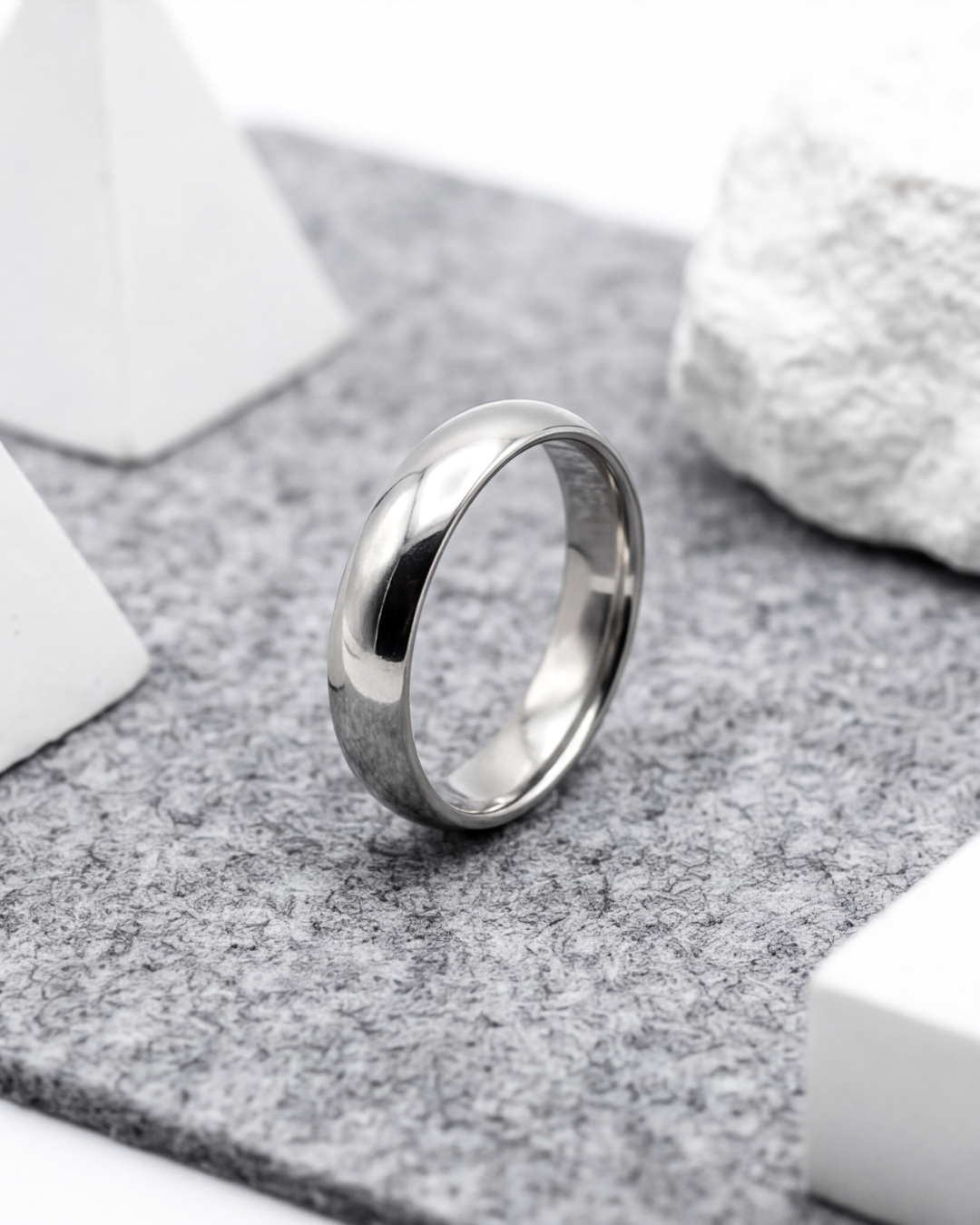 Unisex Essence Band Ring