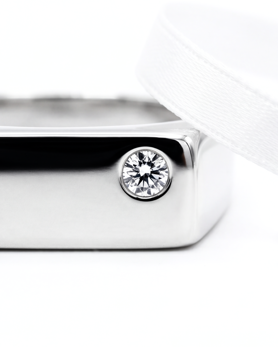 Apex Signature Ring
