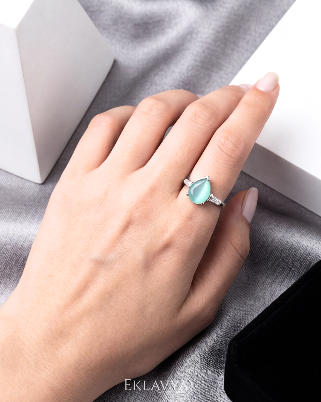 Mintara Grace Ring