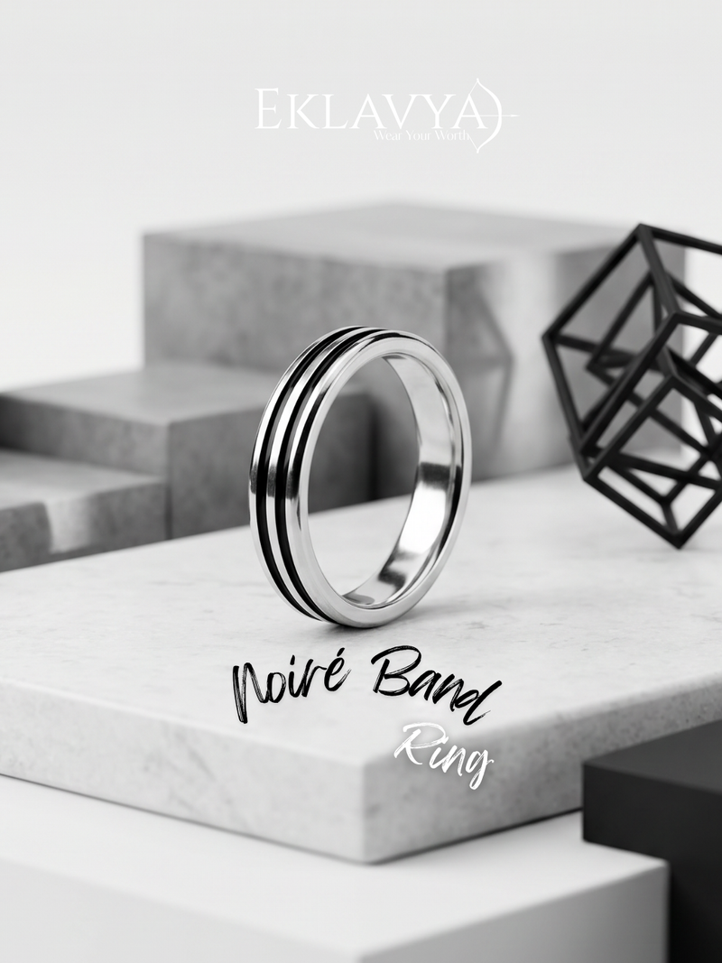 Noire Matte Band Ring in 925 sterling silver