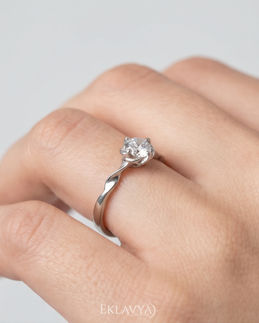 Floréa Solitaire Ring