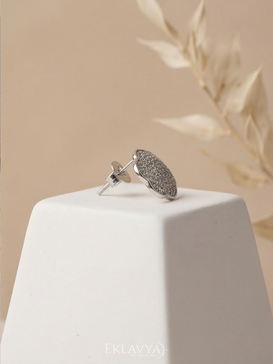 Bloom Studs