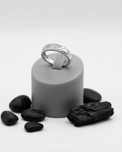 Élanique Crest Ring