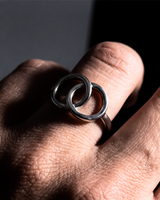 The Infinity Loop Ring