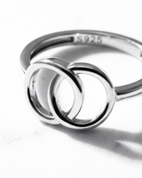 The Infinity Loop Ring