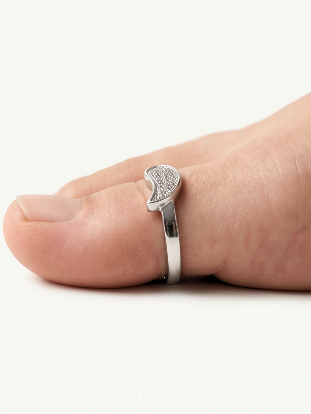 Noiré Curve Toe Rings