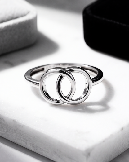 The Infinity Loop Ring