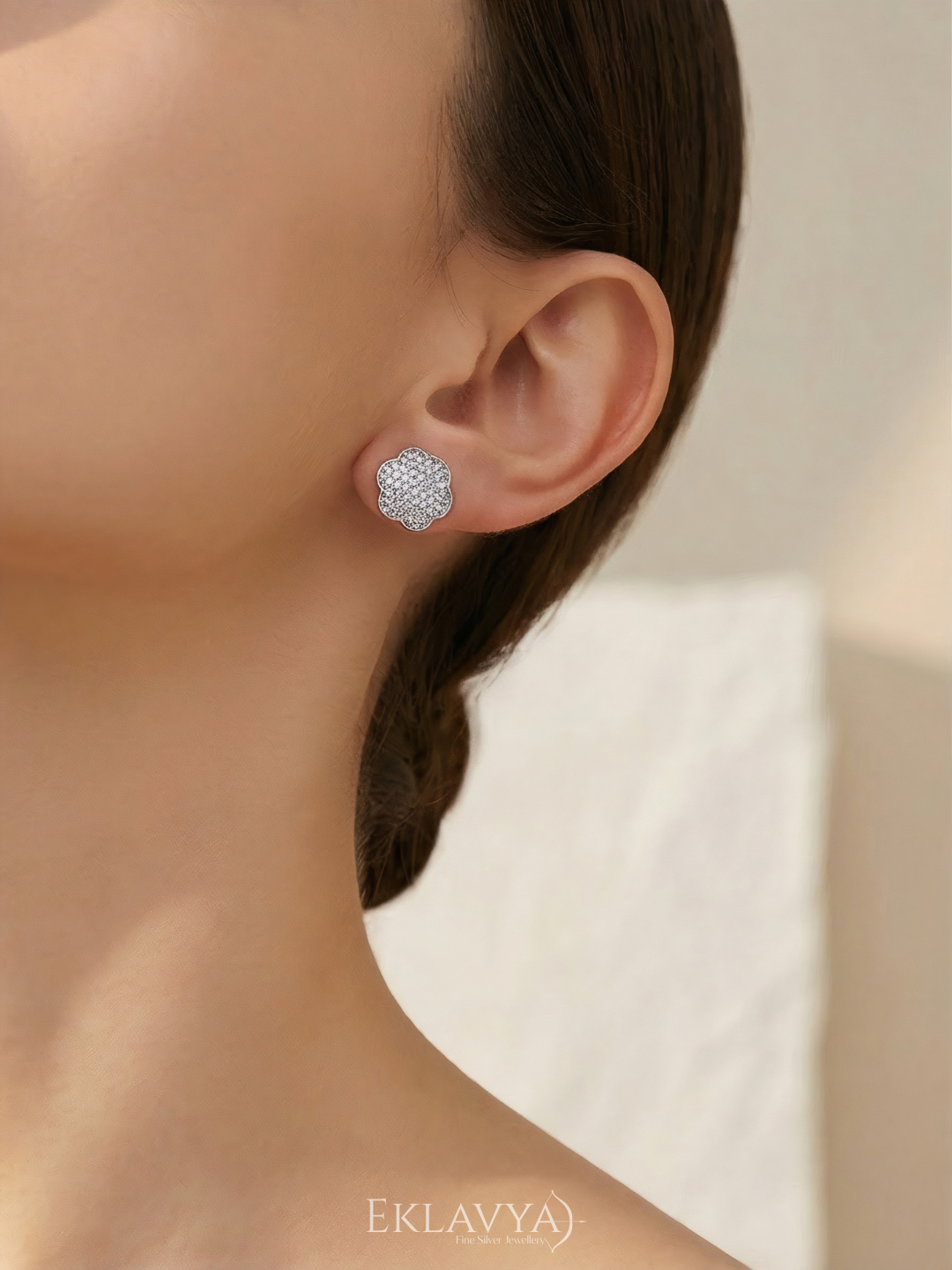 Bloom Studs