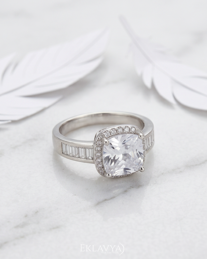 Élantra Royale Ring