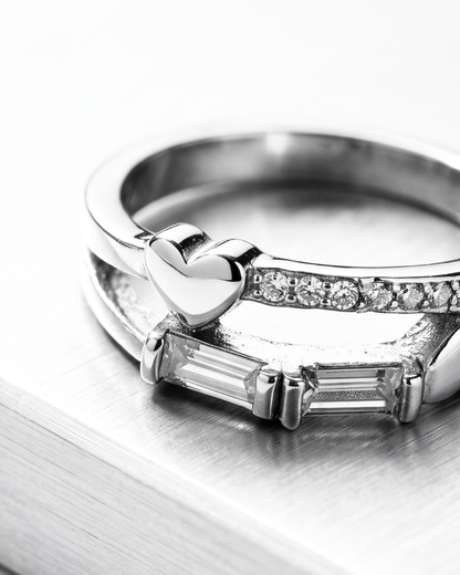 The Amora Heart Ring