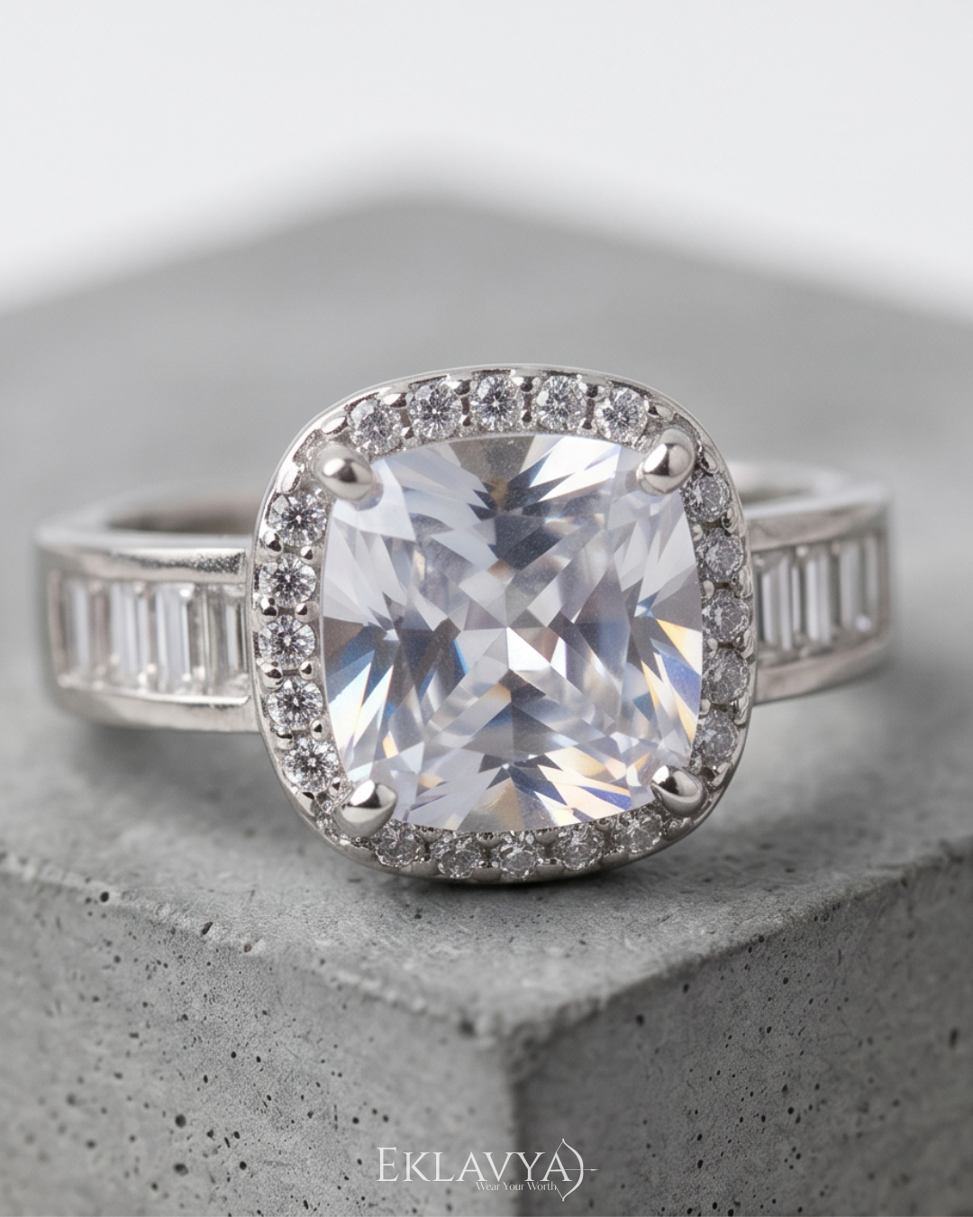 Élantra Royale Ring