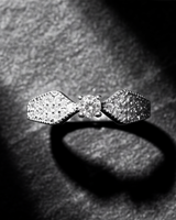 The Solitaire Élan Ring