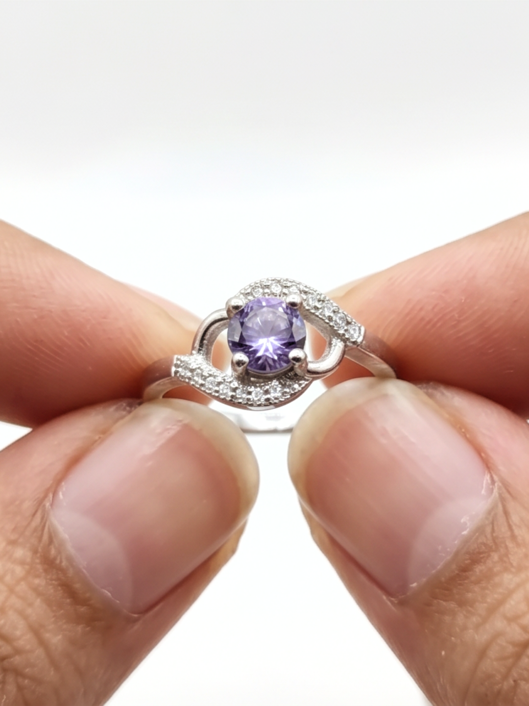 Améthia Glow Toe Rings