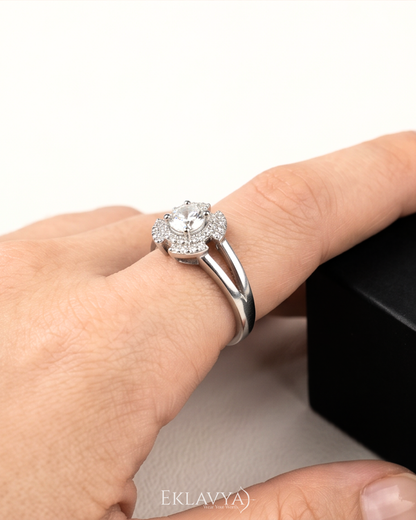 Aurévia Halo Ring