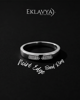 Noiré Edge Band Ring