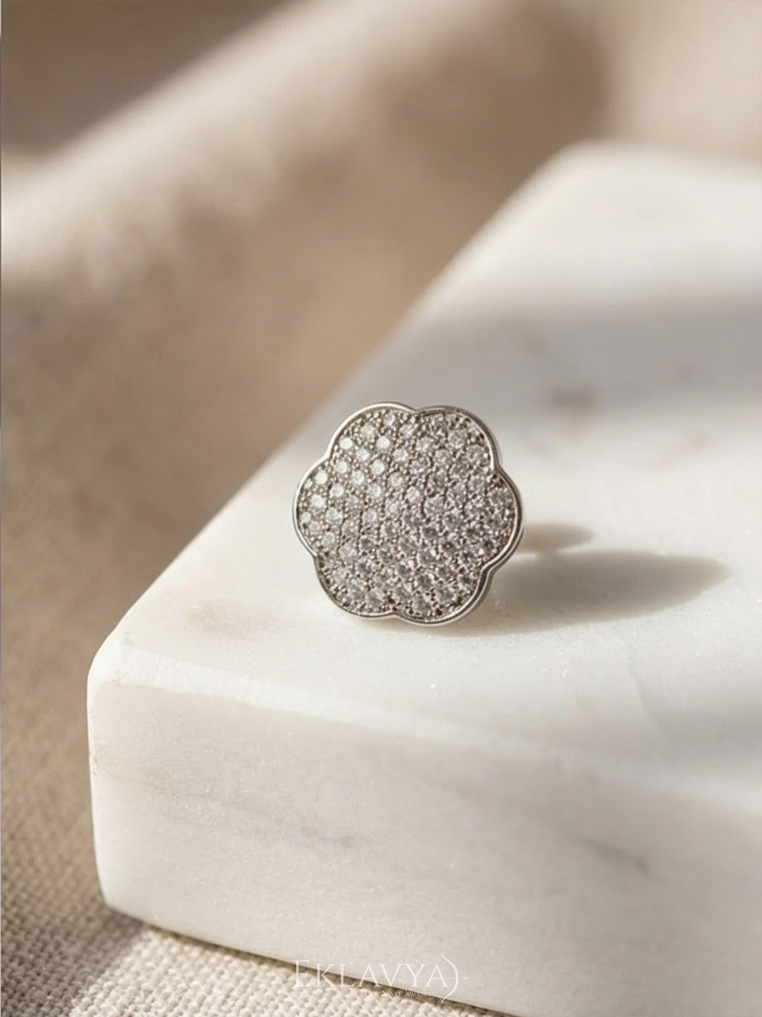 Bloom Studs