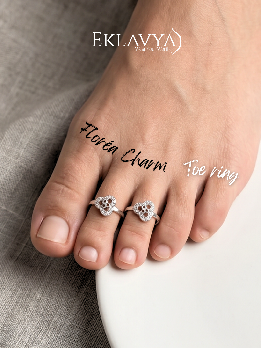 Floréa Charm Toe Rings