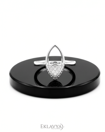 Élaria Grace Ring
