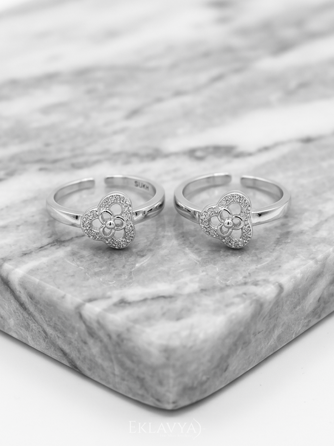 Floréa Charm Toe Rings