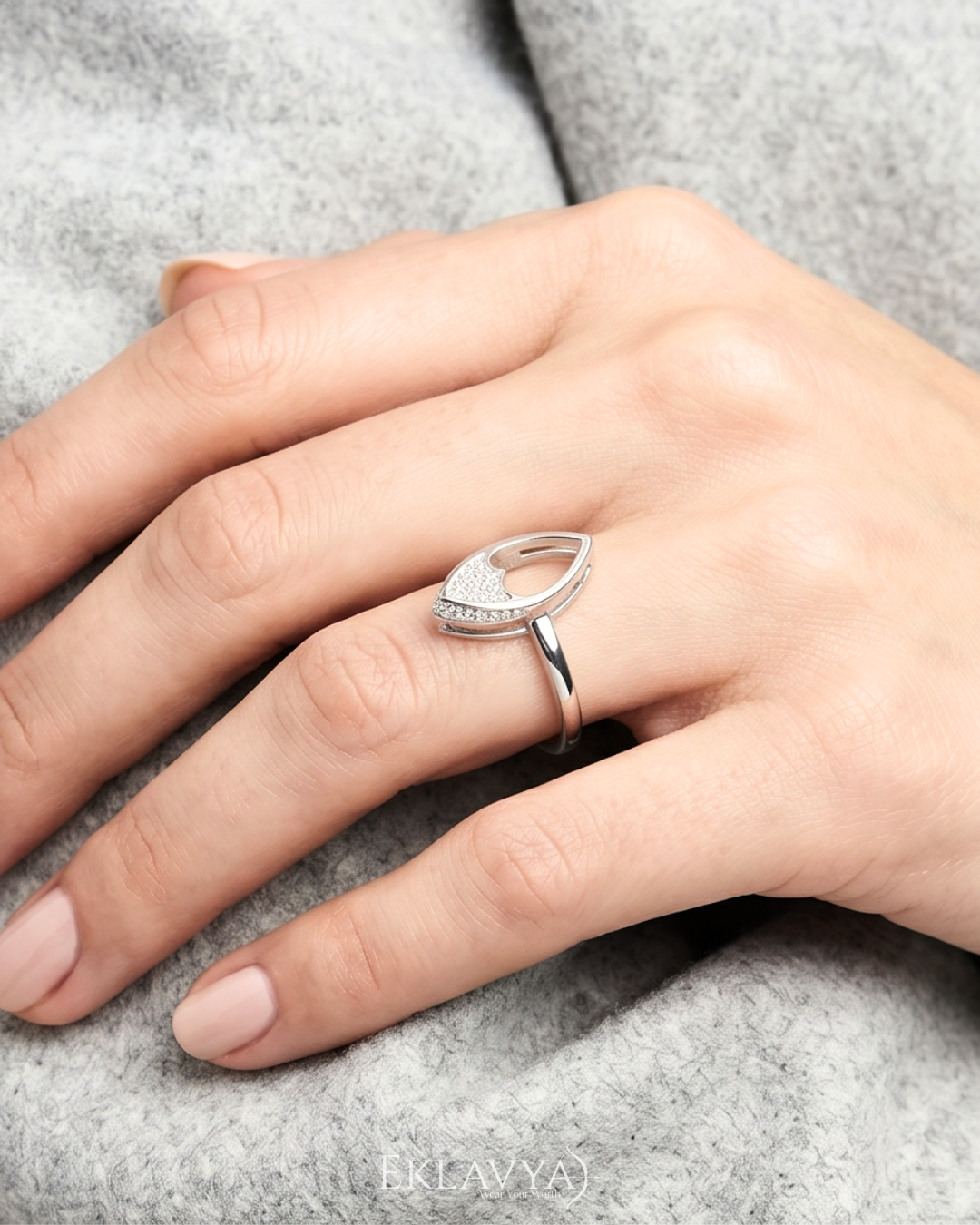 Élaria Grace Ring