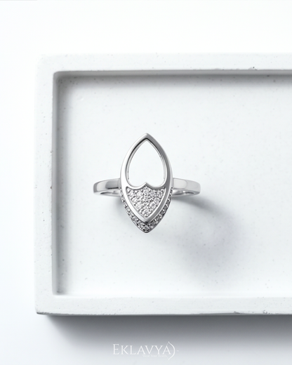 Élaria Grace Ring