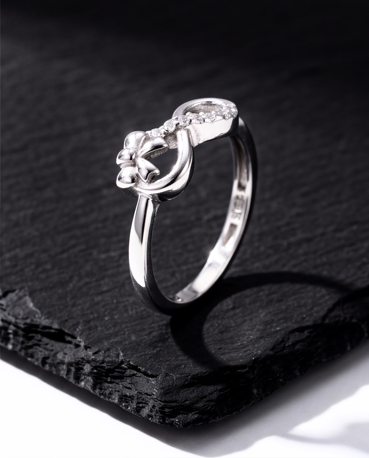 The Everlyn Infinity Ring