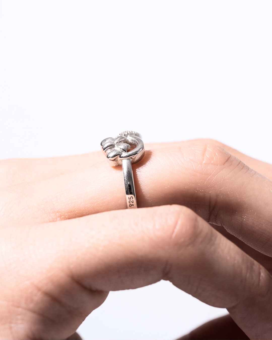 The Everlyn Infinity Ring