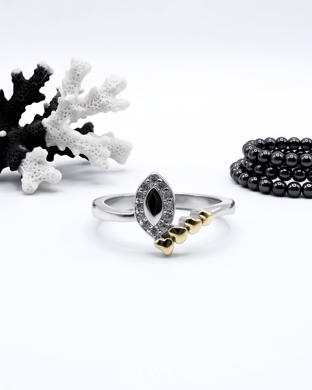 Noiré Heartline Ring