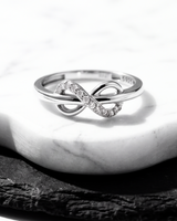 The Everline Infinity Ring