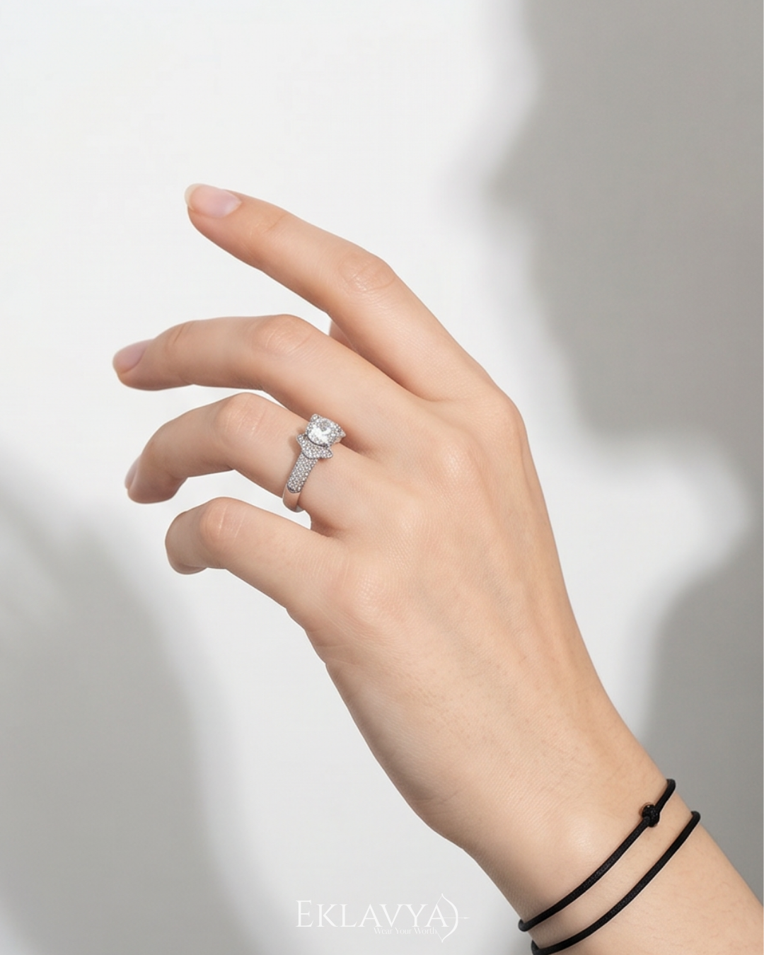 Kittyra Halo Ring