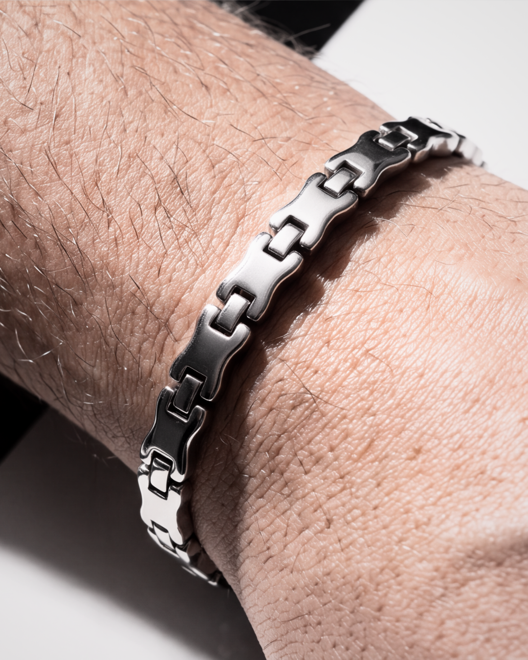 Eklavya Men's Interlock Bracelet — catalog image 3