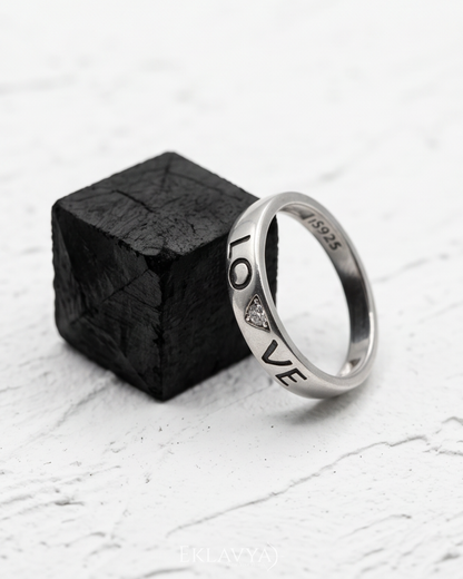 Lovéra Band Ring