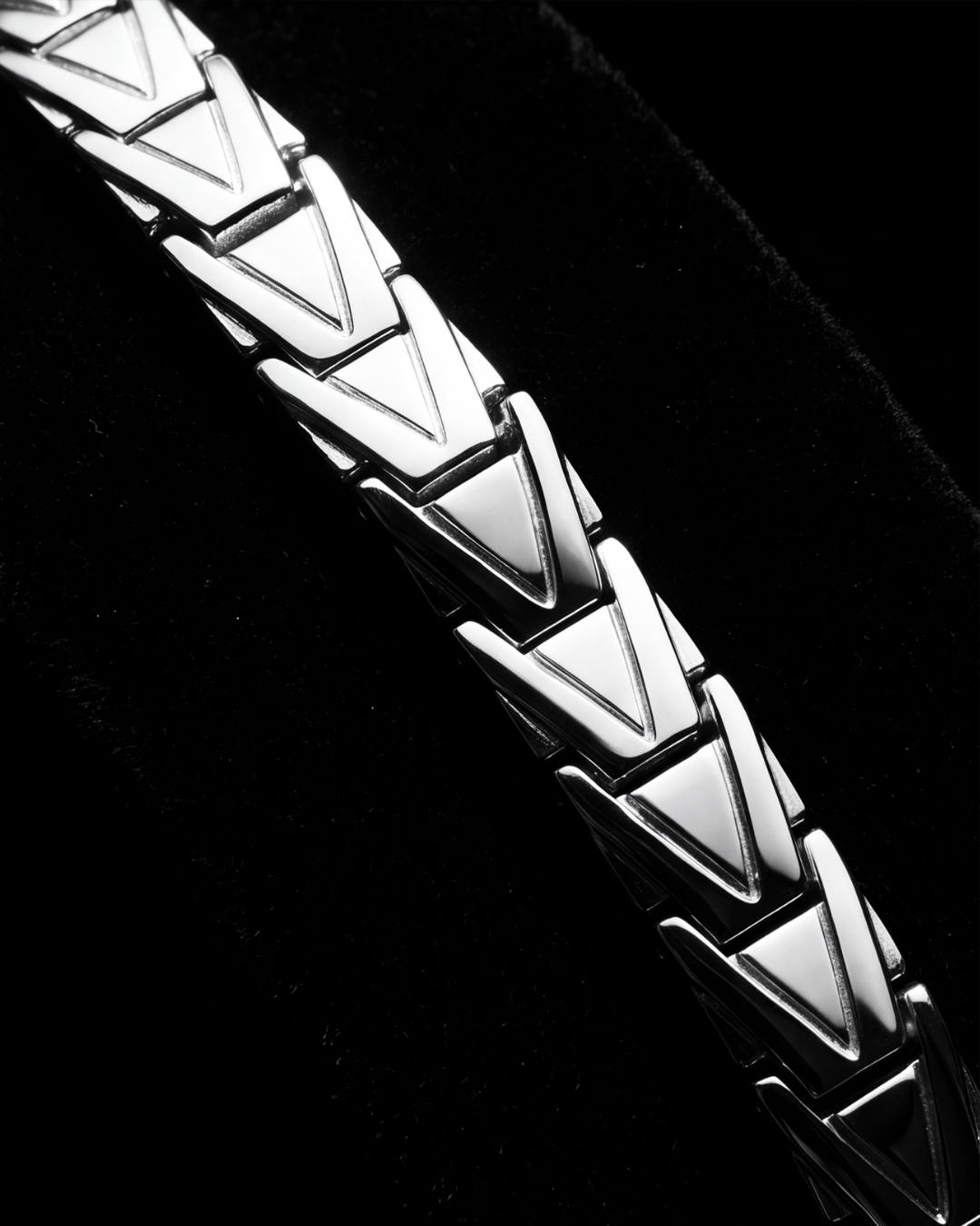 Eklavya Men's V-Edge Bracelet — catalog image 6