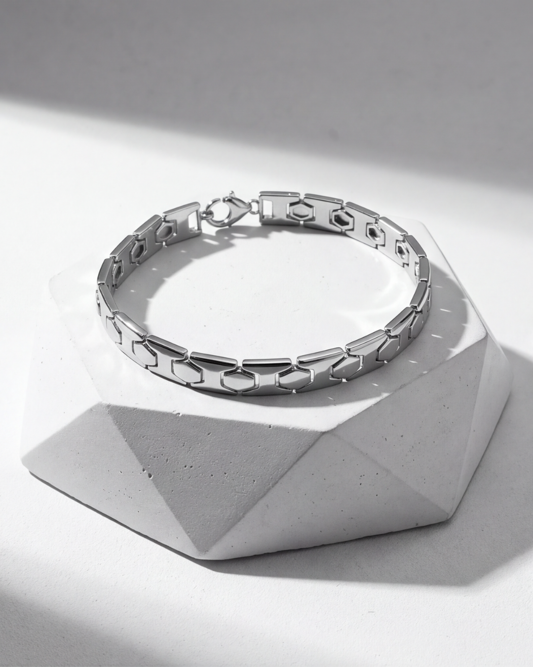Eklavya Men's Hexa Centre Link Bracelet — catalog image 4