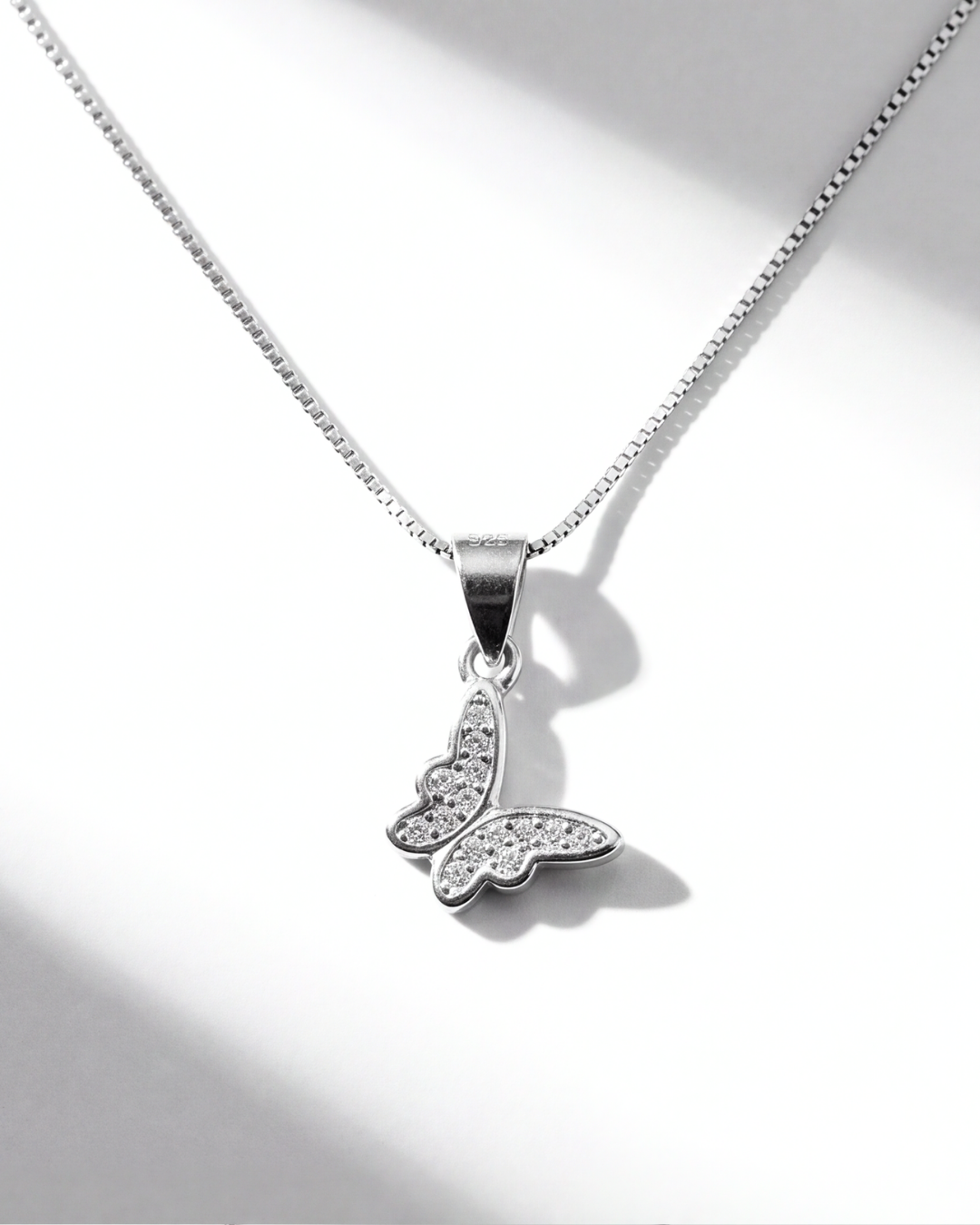 Flutter Grace Pendant