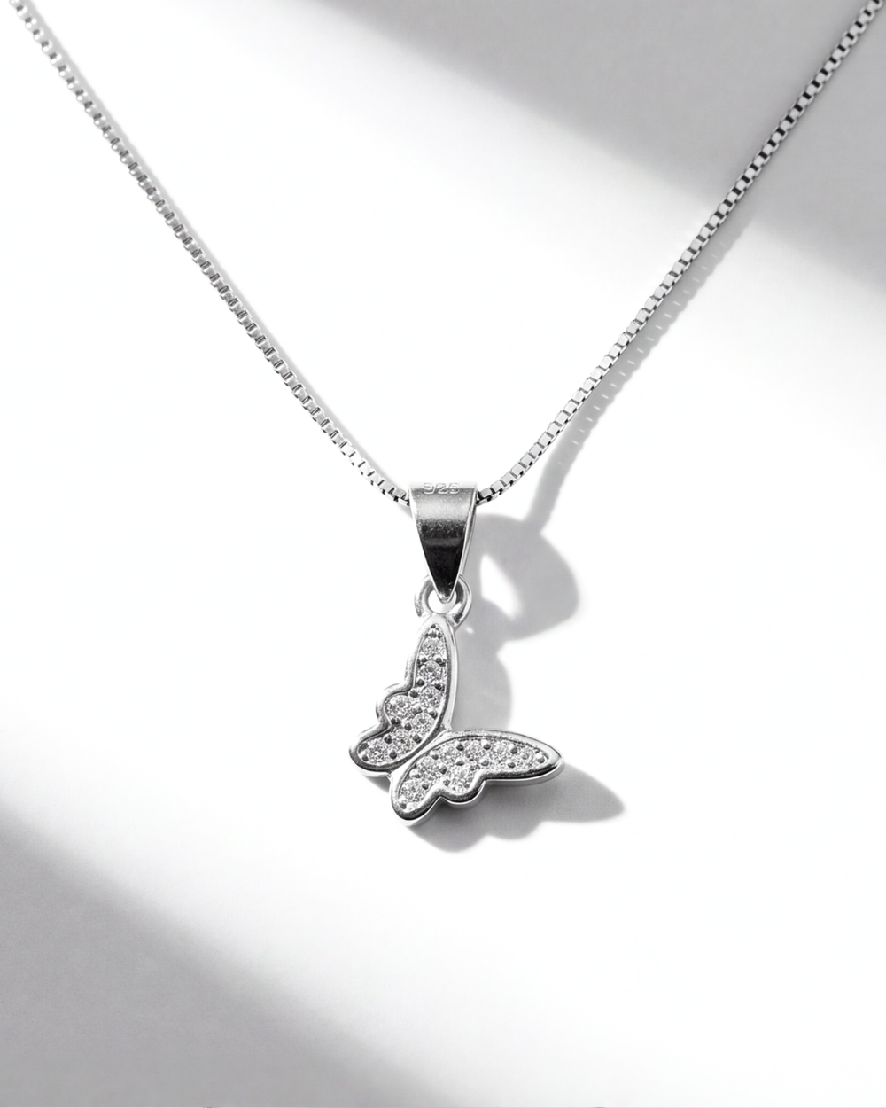 Flutter Grace Pendant