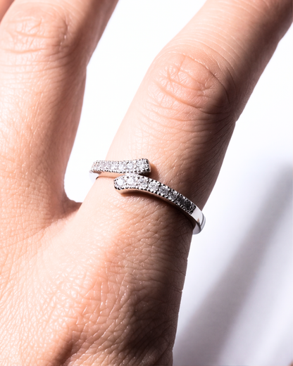 The Veyra Cross Pavé Ring