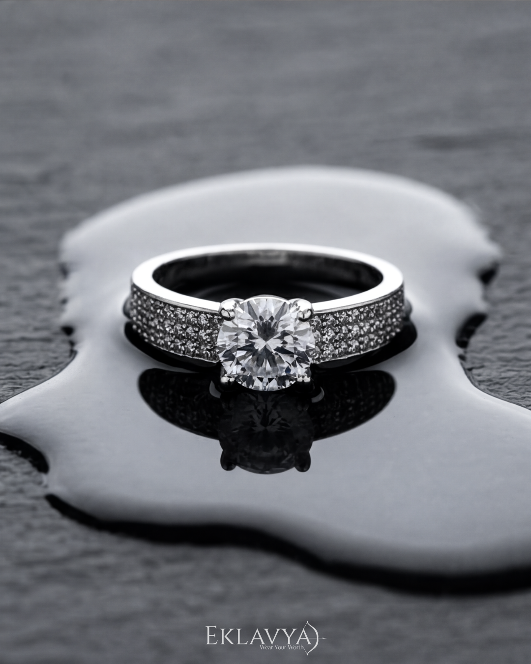Celesté Royale Solitaire Ring