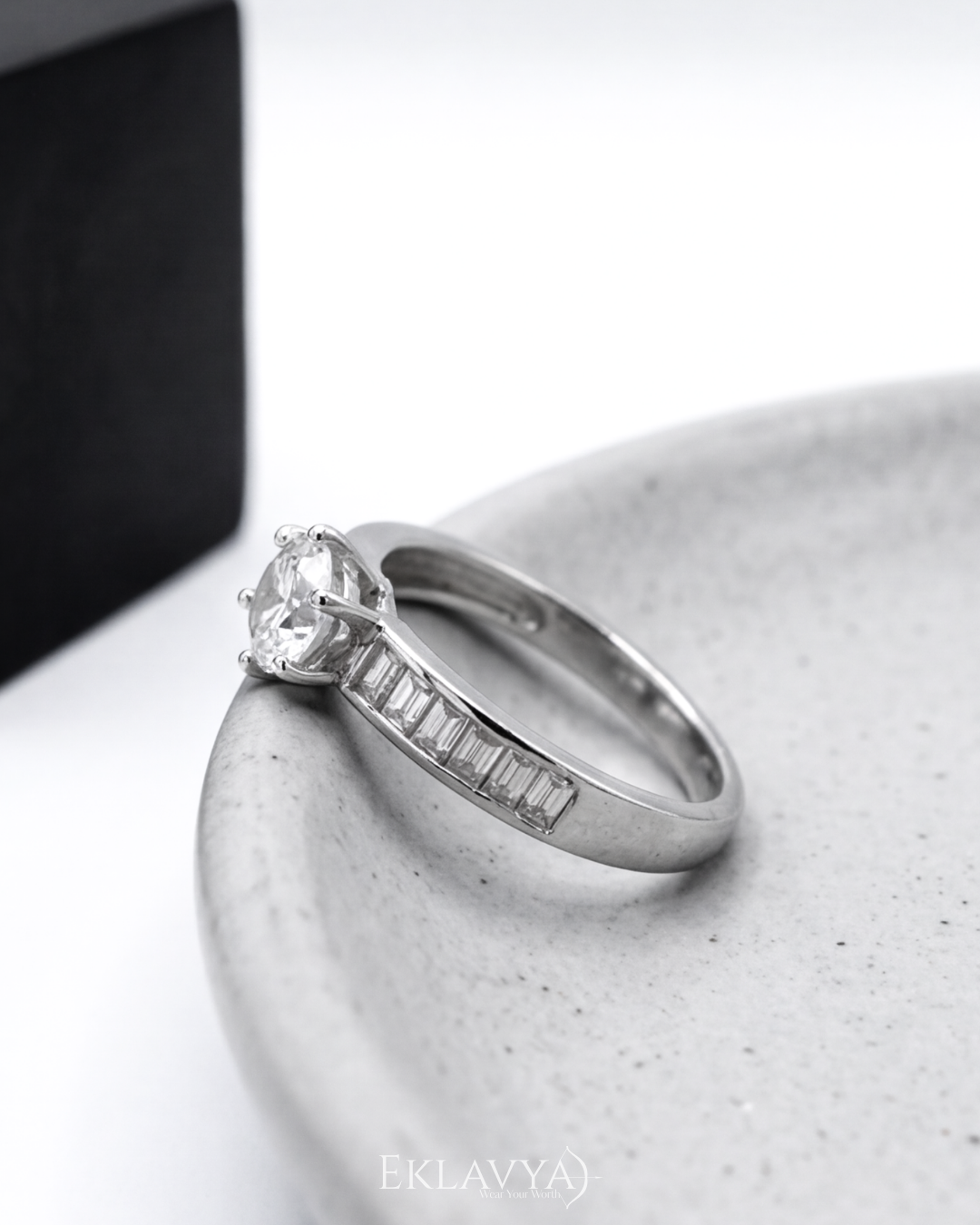 Luméra Baguette Solitaire Ring