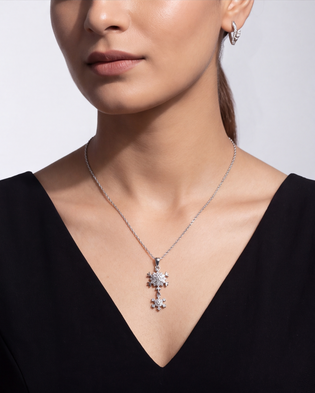 The Florielle Bloom Pendant