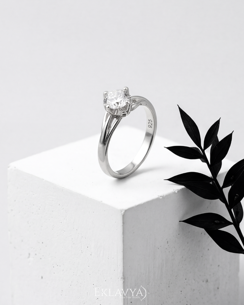 Eklavya Aurelia Classic Solitaire Ring — catalog image 2