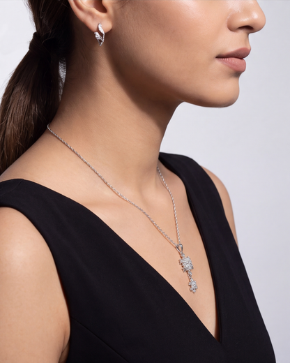 The Florielle Bloom Pendant