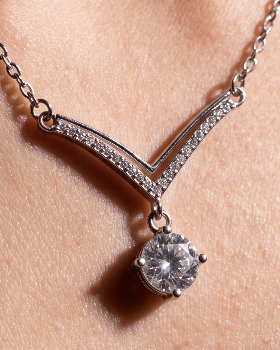 The Veyra Solitaire V Pendant