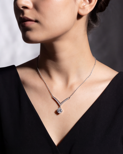 The Veyra Solitaire V Pendant