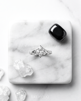 Eklavya Avelisse Trio Spark Ring — catalog image 4