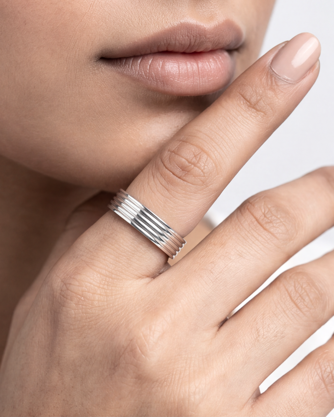 Unisex Strata Classic Band Ring