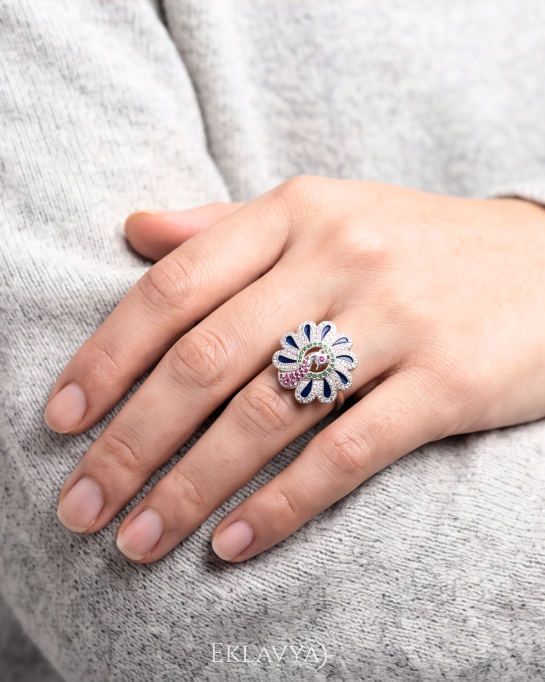 Mayūra Antique Statement Ring